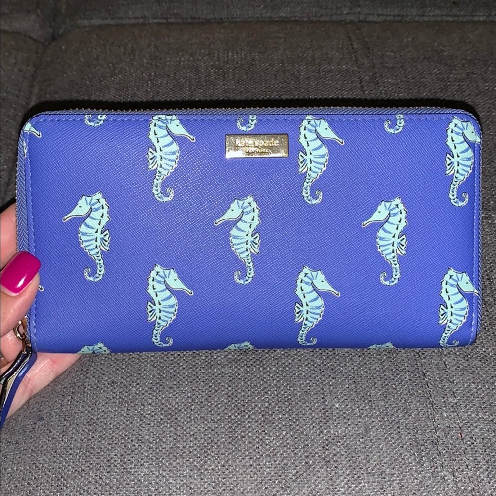Kate Spade ♠️ Seahorse Wallet
